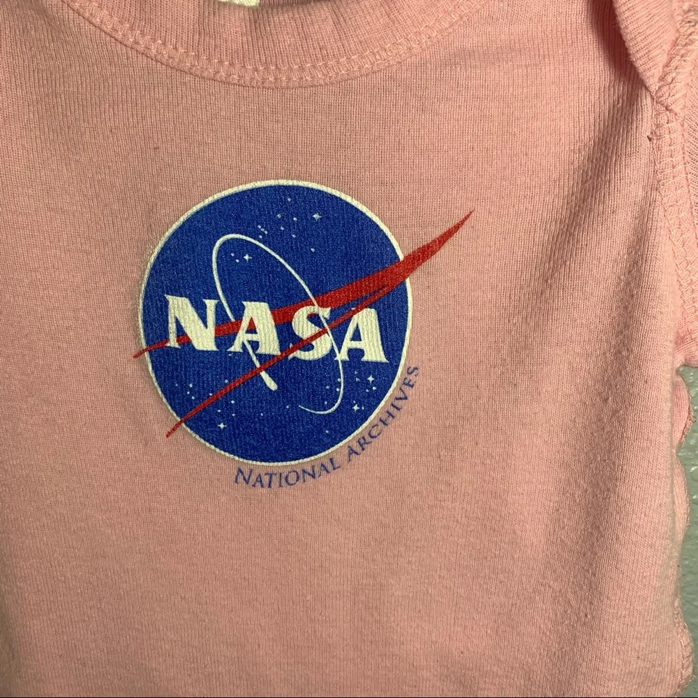 Vintage-Style NASA National Archives Infant Onesie – Size 6M